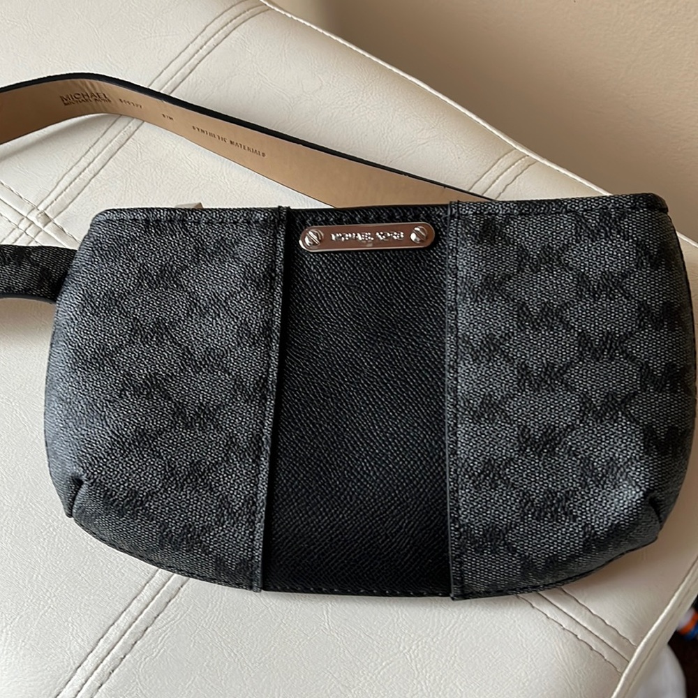 MK pouch